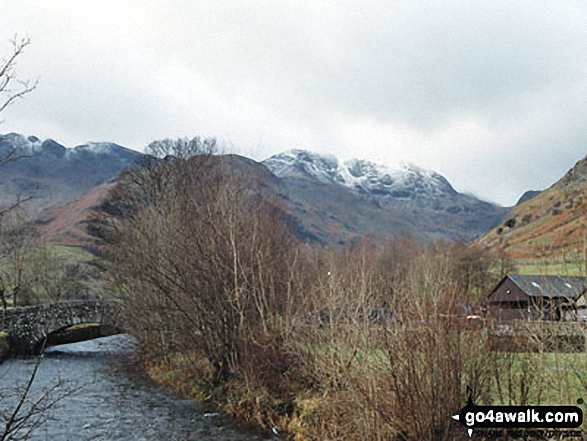 Walk c414 Crinkle Crags and Bow Fell (Bowfell) from The Old Dungeon Ghyll, Great Langdale - Great Langdale Beck, Great Langdale