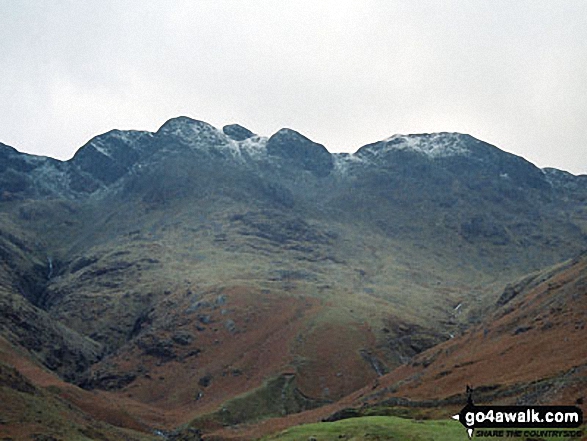 Walk c129 Crinkle Crags and Bow Fell from The Old Dungeon Ghyll, Great Langdale - Crinkle Crags (Long Top), Crinkle Crags (Gunson Knott), Shelter Crags and Shelter Crags (North Top) from Great Langdale