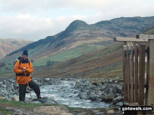 Side Pike and Lingmoor Fell from Redacre Gill below Pike of Blisco (Pike o' Blisco)