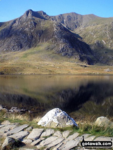 Walk gw115 Glyder Fach, Castell y Gwynt and Glyder Fawr from Ogwen Cottage, Llyn Ogwen - Y Garn from from Llyn Idwal