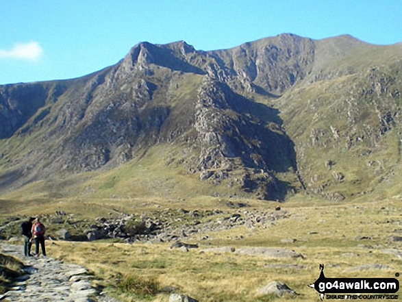 Y Garn from from Llyn Idwal 