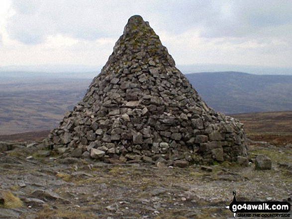 Walk Cairn Table walking UK Mountains in The Southern Uplands  East Ayrshire, Scotland