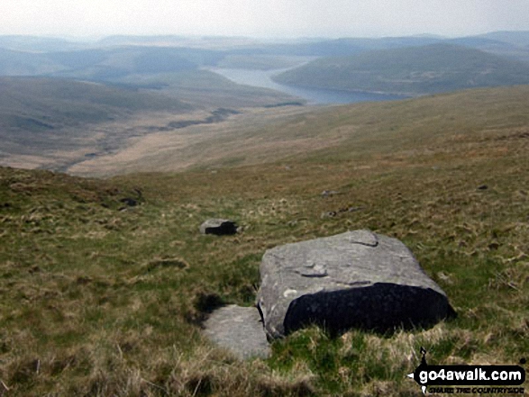 Walk ce100 Y Garn (Pumlumon), Pen Pumlumon Fawr (Plynlimon), Pen Pumlumon Llygad-bychan and Pen Pumlumon Arwystli from Nant-y-moch Reservoir - Nant-y-moch Reservoir from Pen Pumlumon Fawr (Plynlimon)