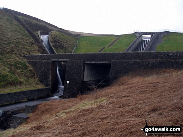 Walk l112 Pendle Hill via Boar Clough from Barley - Upper Ogden Reservoir Dam