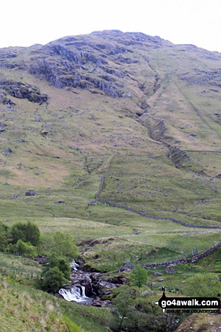 Stob Invercarnaig from Inverlochlarig Burn 