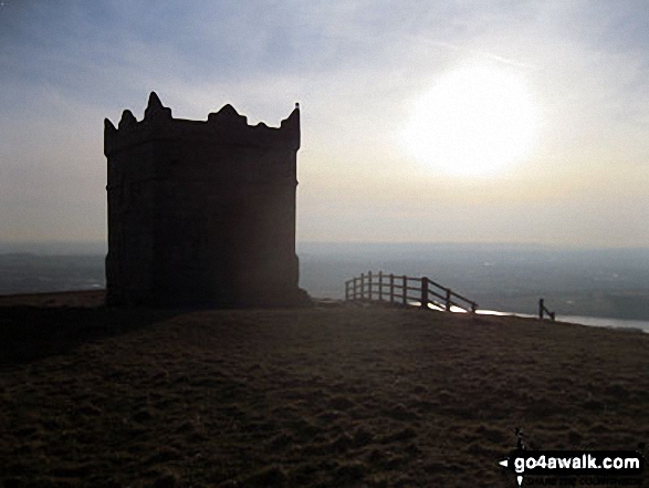 Walk l142 Winter Hill (Rivington Moor) and Rivington Pike from Rivington Upper Barn - Rivington Pike