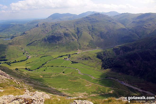 Walk c208 Harrison Stickle and High Raise from The New Dungeon Ghyll, Great Langdale - Great Langdale from Pike of Stickle (Pike o' Stickle) summit