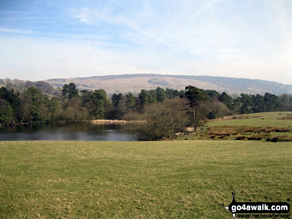 Walk s176 Gun (Staffordshire) from Meerbrook - The Roaches from Turner's Pool