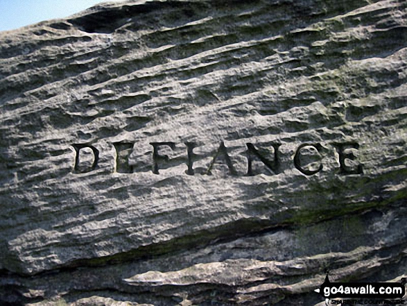 Walk d248 Baslow Edge and Birchen Edge from The Robin Hood (Baslow) - Defiance - the middle of three huge boulders that form The Three Ships on Birchen Edge