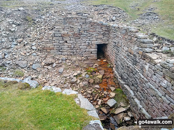 Ruined mine workings on Grassington Moor 