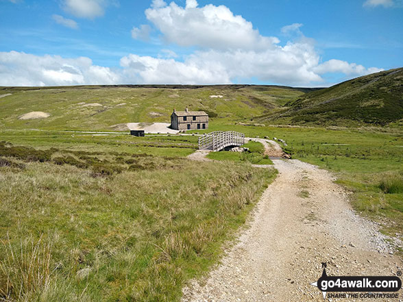 Walk ny161 Meugher from Yarnbury, Grassington - Mossdale