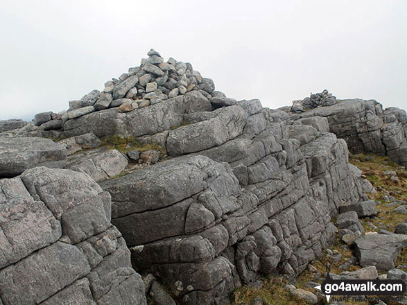 Walk h197 Spidean Coinich (Quinag), Sail Ghorm (Quinag) and Sail Gharbh (Quinag) from Lairig Unapool - Cairn on Spidean Coinich (Quinag)