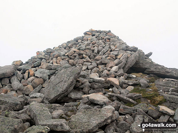 Spidean Coinich (Quinag) summit cairn 