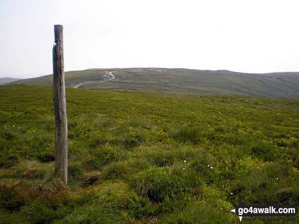 Walk Y Groes Fagl walking UK Mountains in The Berwyns Snowdonia National Park Gwynedd, Wales