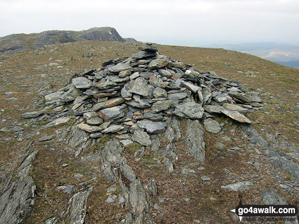 Walk gw146 Aran Fawddwy from Llanuwchllyn - Large cairn on the summit of Erw yDdafad-ddu