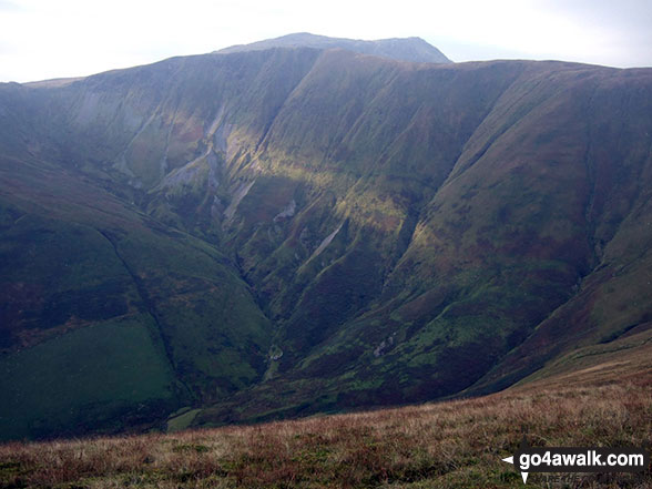 Hafoty'r Hengwm (in the bottom  of the valley), Gwaun y Llwyni (midground) and Aran Fawddwy (background) from Waun Goch 