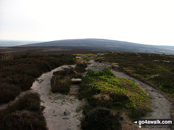 Walk Round Hill (Bramberry Hill) walking UK Mountains in The Southern Dales Area The Yorkshire Dales National Park North Yorkshire, England