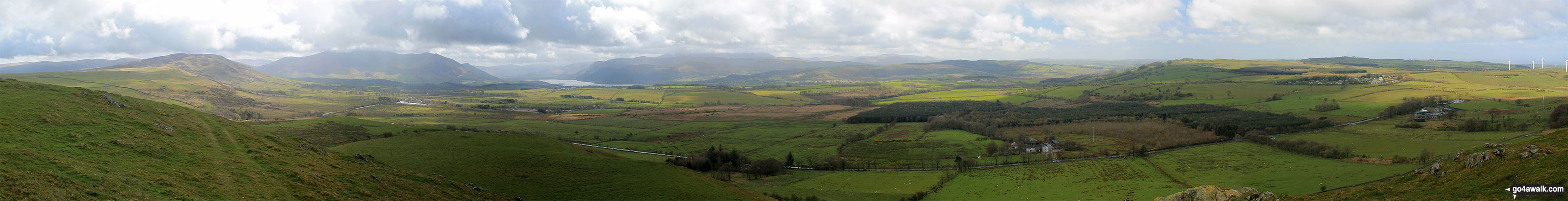 Walk c493 St Johns Hill and Caermote Hill from Bothel - The Northern Fells (Binsey (left), Blencathra or Saddleback and Skiddaw), Bassenthwaite Lake and The North Western Fells (Sale Fell, Broom Fell, Lord's Seat and Barf) from the summit of Caermote Hill