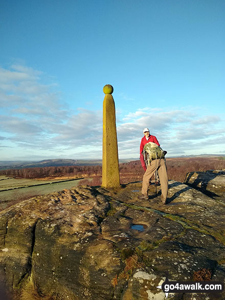 Walk d248 Baslow Edge and Birchen Edge from The Robin Hood (Baslow) - Nelson's Monument on Birchen Edge