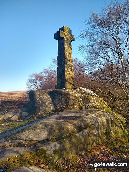 Walk d189 White Edge (Big Moor) and Curbar Edge from Grindleford Station - Wellington's Monument on Baslow Edge