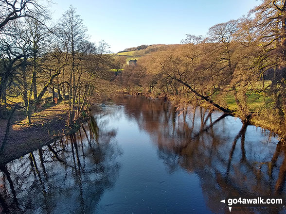 Walk d120 Froggatt Edge from Baslow - The River Derwent from Froggatt Bridge