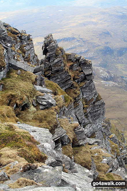 Walk h129 Ben Hope from Muiseal, Strath More - On the north ridge of Ben Hope