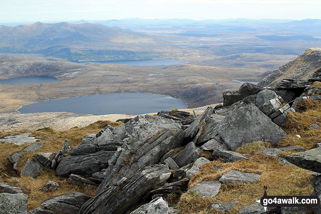 Walk h129 Ben Hope from Muiseal, Strath More - Loch a' Ghobha-Duibh and Dubh-Loch Creige Riabhaich from the top of Ben Hope