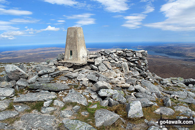 Walk h129 Ben Hope from Muiseal, Strath More - The trig point on the summit of Ben Hope