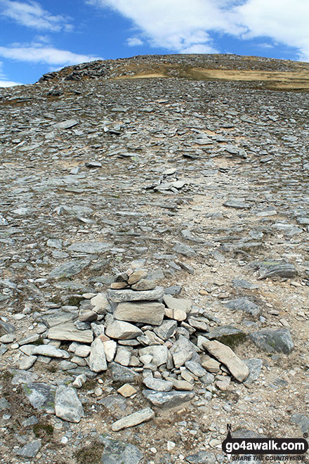 Walk h129 Ben Hope from Muiseal, Strath More - Ben Hope summit from a cairn part way up