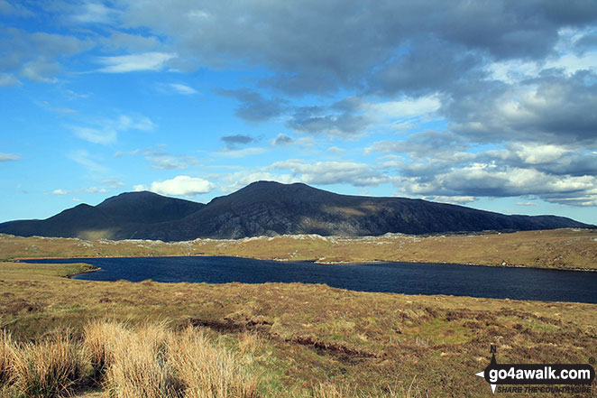 Meal nan Cra, Beinn Spionnaidh and Cranstackie from the A838 (North Coast NC500 route) at Loch Tarbhaidh