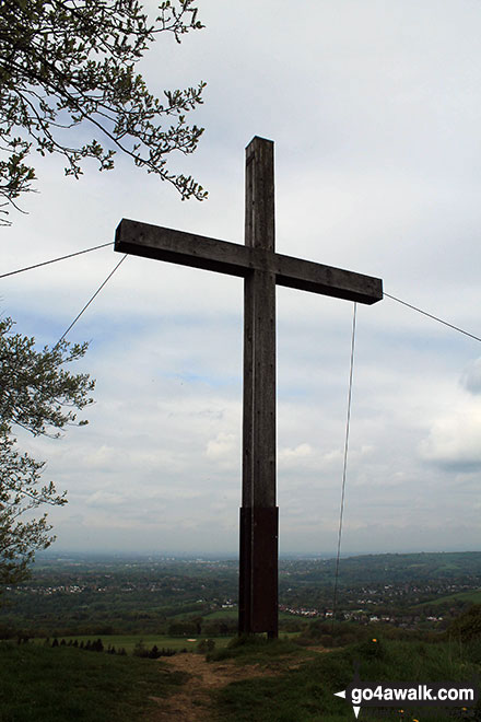 Walk d103 Cobden Edge, Mellor, Rowarth and Brook Bottom from Strines - Large cross on Cobden Edge