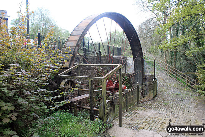 Walk d171 Lantern Pike and Cown Edge Rocks from Hayfield - The water wheel at the Little Mill Inn, Rowarth