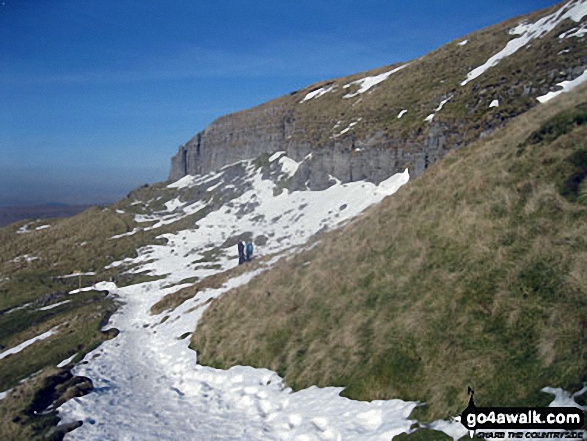 Walk ny101 The Yorkshire Three Peaks from Horton in Ribblesdale - Pen-y-ghent Side Scar in the snow