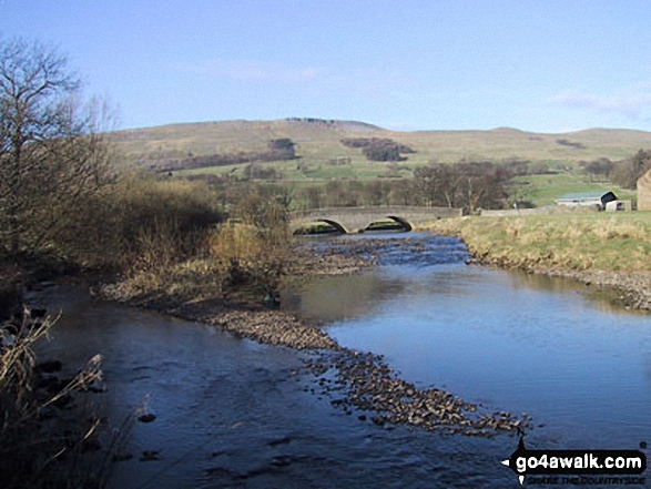 Walk ny149 Great Shunner Fell from Hawes - The River Ure near Haylands Bridge