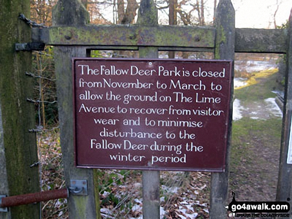 Walk ch266 The Macclesfield Canal and Lyme Park from Higher Poynton - Entrance to the Fallow Deer Park (closed in winter) - Lyme Park Country Park