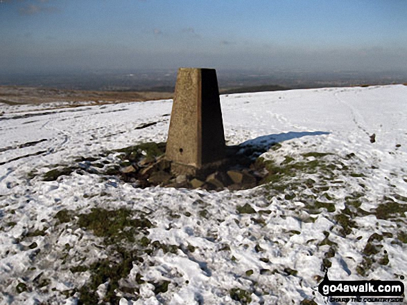 Trig Point on Sponds Hill in the snow