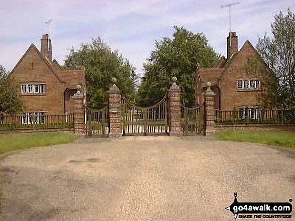 The Official Entrance to Chequers 