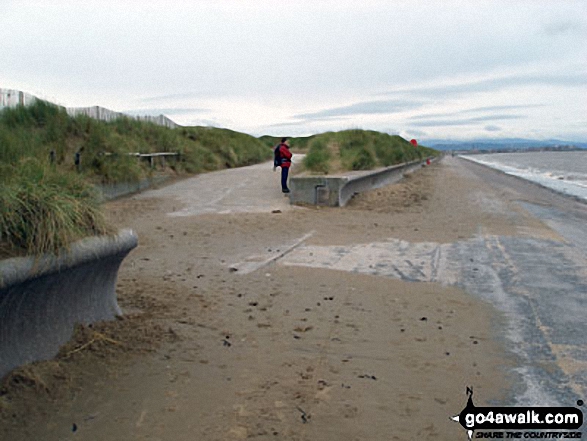 Walk dn117 Ffrith Beach, Dyserth and The Offa's Dyke Path from Prestatyn - Ffrith Beach, Prestatyn