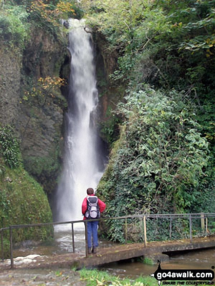 Walk dn117 Ffrith Beach, Dyserth and The Offa's Dyke Path from Prestatyn - Dyserth Waterfall (Rhaeadr Dyserth)