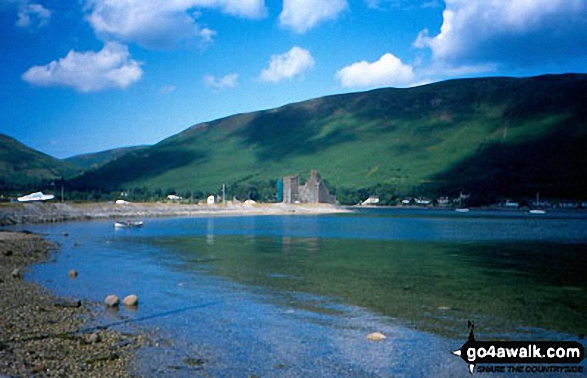 Lochranza from across Loch Ranza 