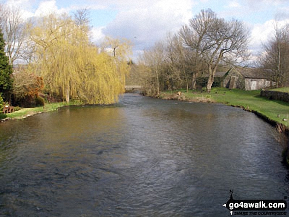 Walk d154 Over Haddon, Sheldon and Ashford in the Water from Bakewell - The River Wye (downstream) from Sheepwash Bridge, Ashford in the Water