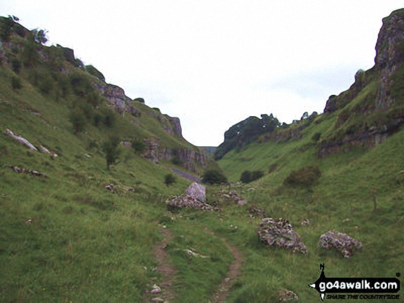 Walk d105 Over Haddon and Lathkill Dale from Monyash - Lathkill Dale