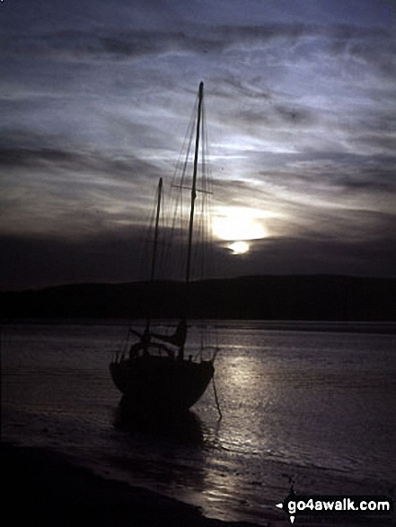 Walk c359 Arnside Knott from Arnside (Morecambe Bay) - Milnthorpe Sands from Arnside (Morecambe Bay)