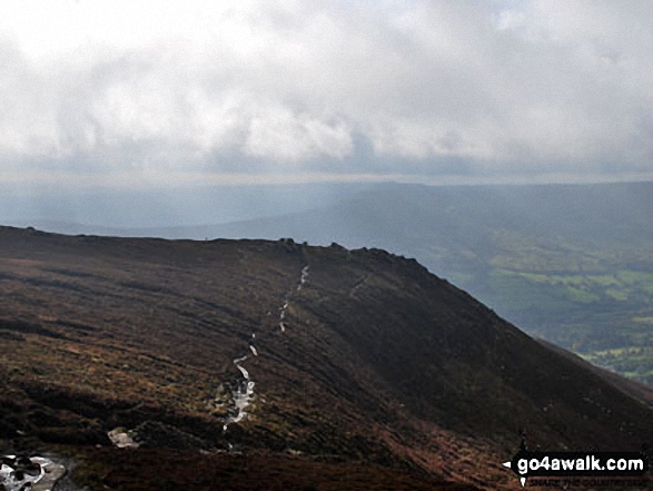 Walk d240 Kinder Downfall and Kinder Scout from Edale - Ringing Roger, Kinder Scout