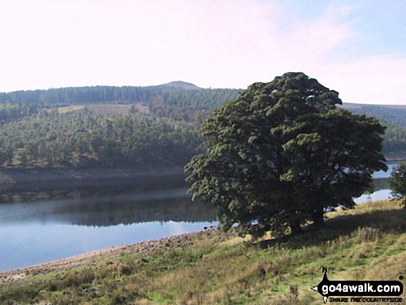 Walk d298 Back Tor and Margery Hill from Fairholmes Car Park, Ladybower Reservoir - Winhill Pike (Win Hill) from Ladybower Reservoir