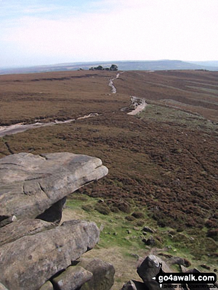 Walk d298 Back Tor and Margery Hill from Fairholmes Car Park, Ladybower Reservoir - Derwent Edge from the Wheel Stones