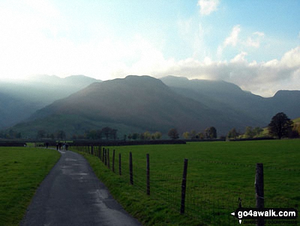 Walk c258 Pike of Blisco (Pike o' Blisco) from The Old Dungeon Ghyll, Great Langdale - Early evening in Langdale with The Band leading to Crinkle Crags and Bow Fell (Bowfell) from near Stool End Farm