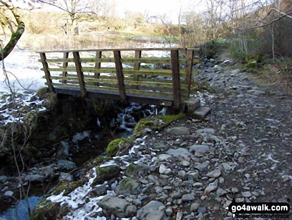 Walk c126 Castlerigg and Threlkeld from Keswick - Footbridge over Brockle Beck