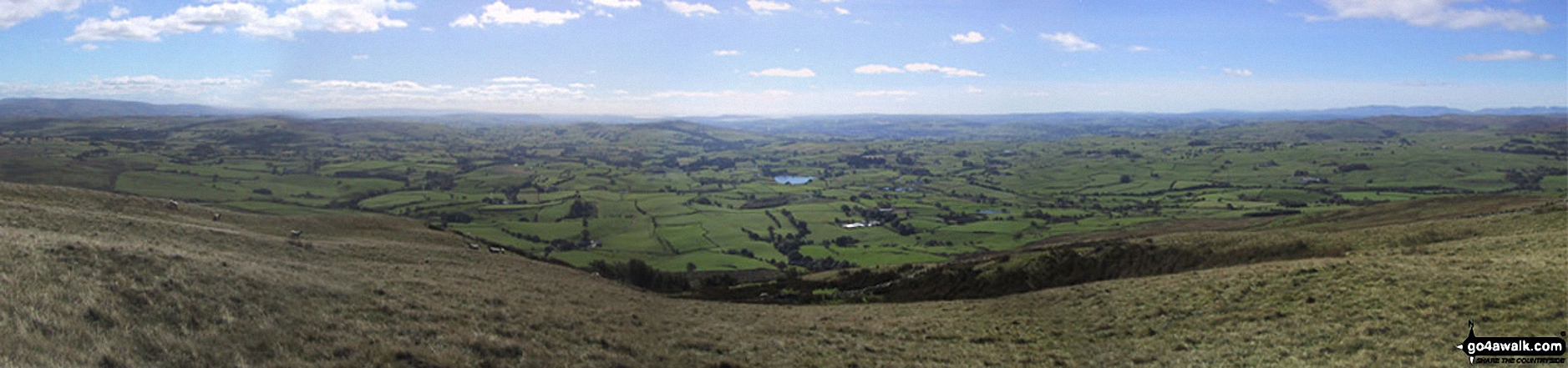 Walk c136 Mabbin Crag from Huck's Bridge - *Kendal and Morecambe Bay from Whinfell Beacon