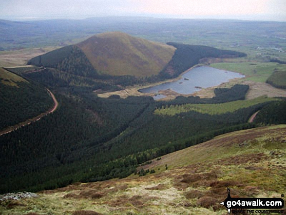 Walk c212 Burnbank Fell, Gavel Fell, Hen Comb and Mellbreak from Loweswater - Murton Fell beyond Cogra Moss from Sharp Knott